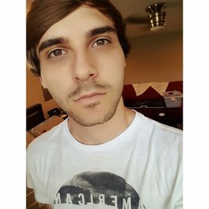 Meet your Posher, Cameron